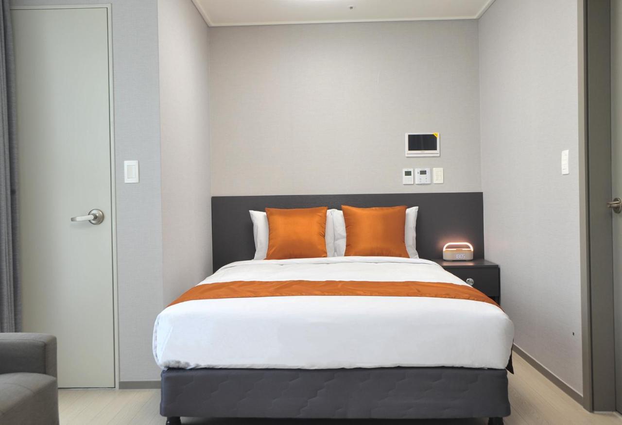 Coopstay Yeosu Hotel Extérieur photo
