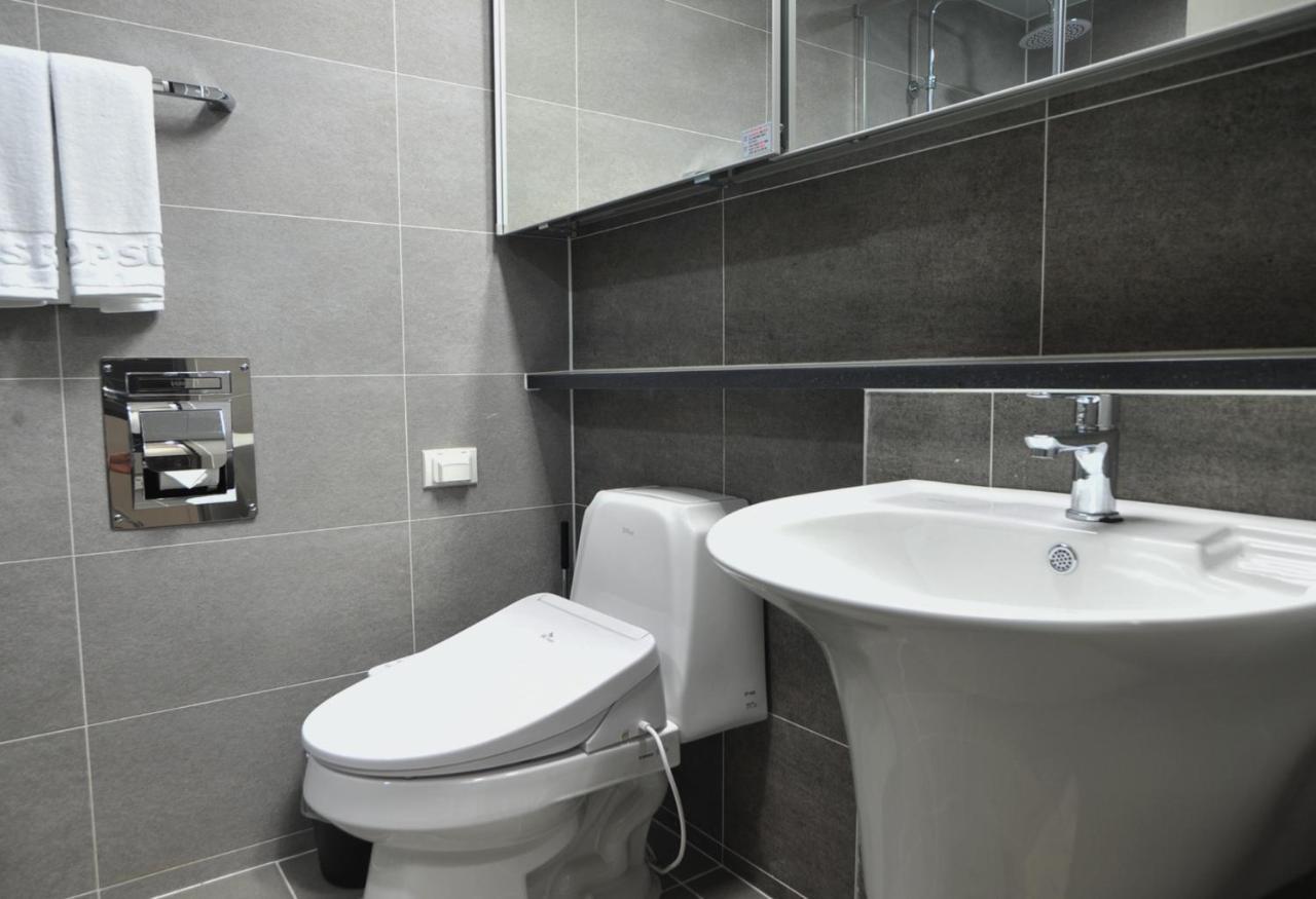 Coopstay Yeosu Hotel Extérieur photo