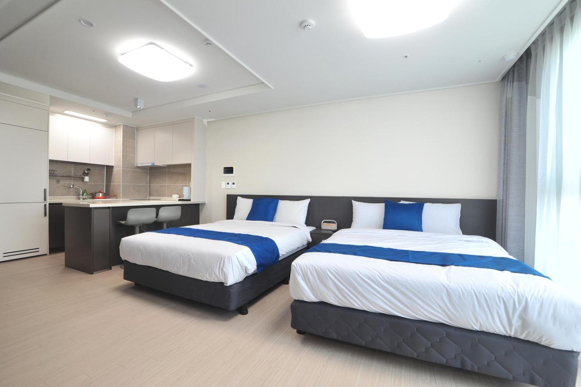 Coopstay Yeosu Hotel Extérieur photo