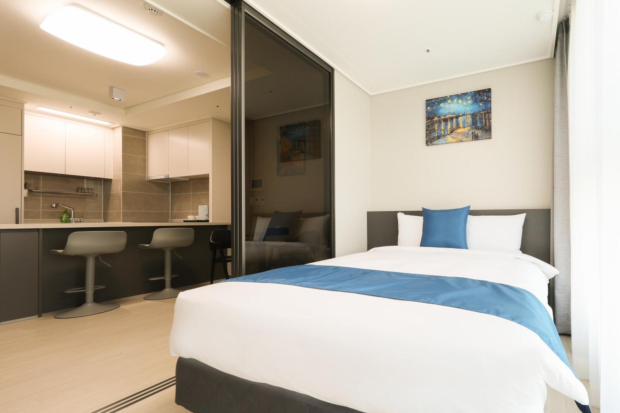 Coopstay Yeosu Hotel Extérieur photo