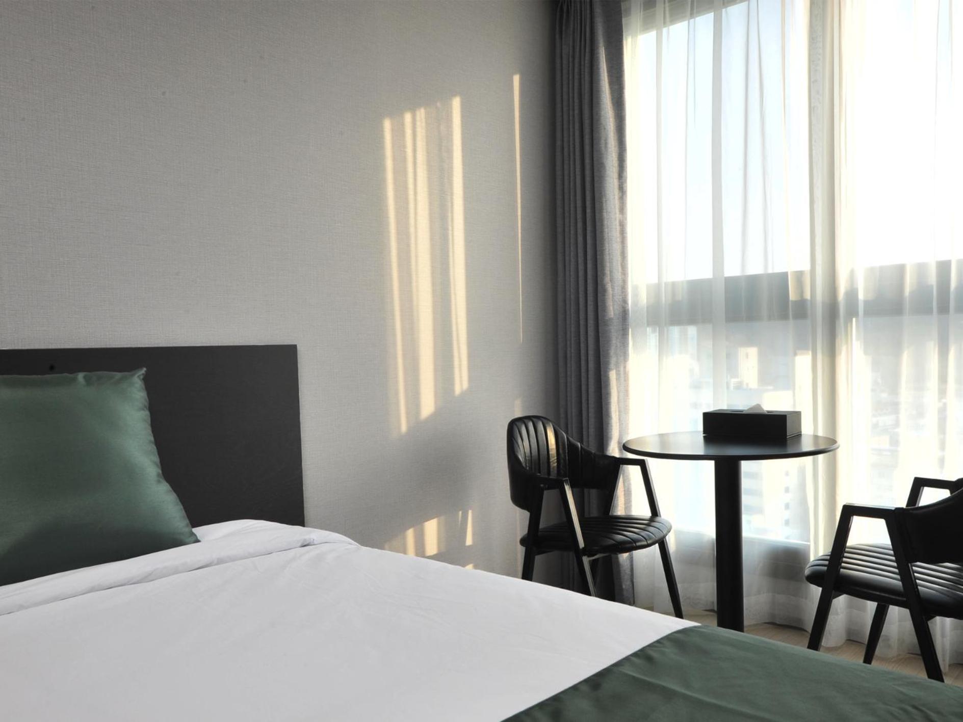 Coopstay Yeosu Hotel Extérieur photo